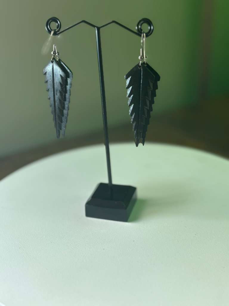 Miniature : DANGLING Spear Earrings Drop earrings