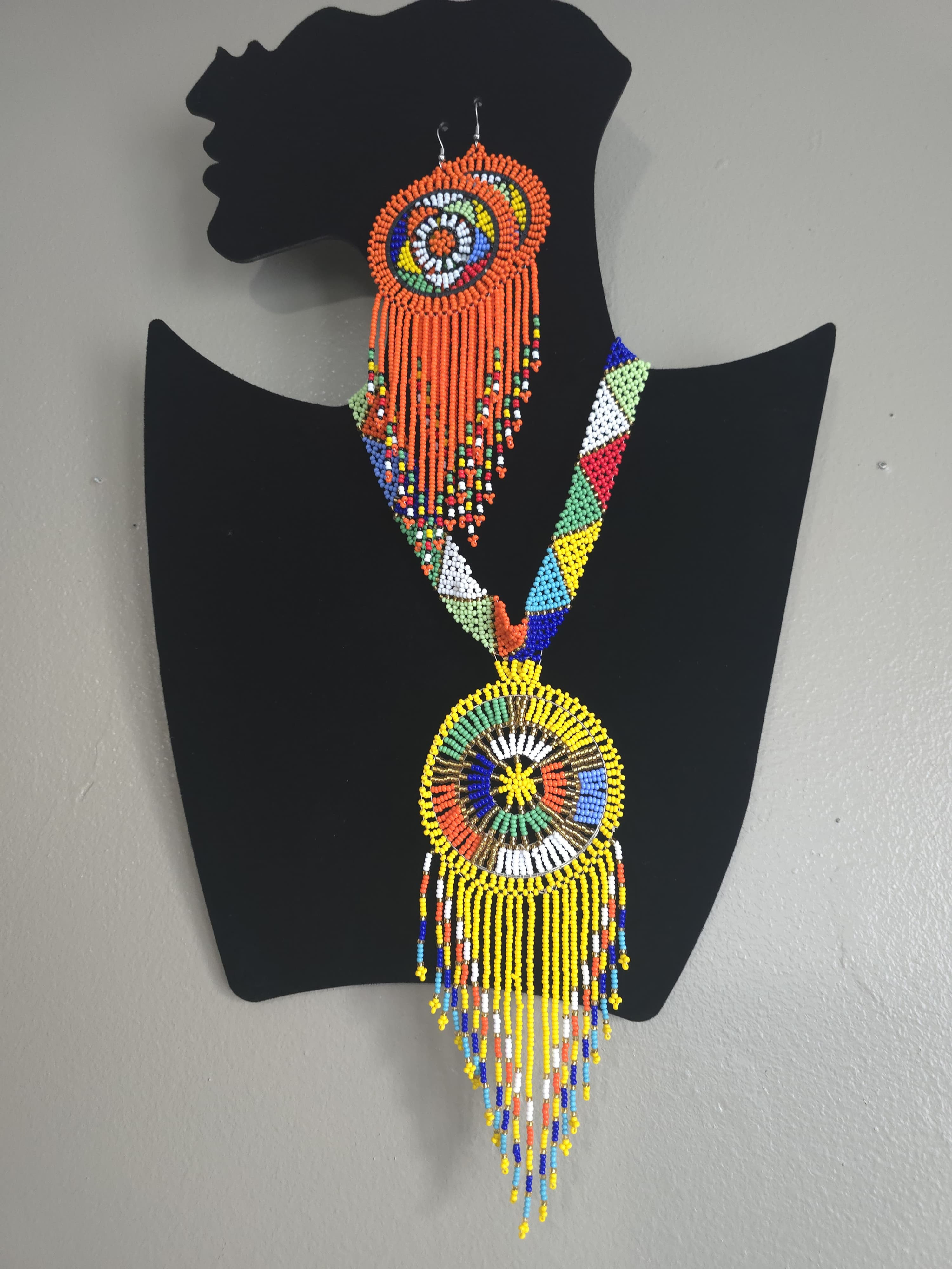 South Africa Beaded Necklace Tounkara