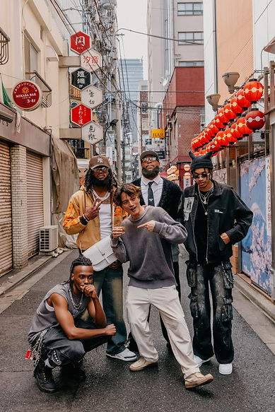 Tokyo Photographer for Groups and Visitors - Kilakila Parnell