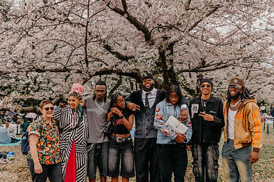 Famiy Portraits in the Cherry Blossoms by Kilakila Parnell Photogrpahy