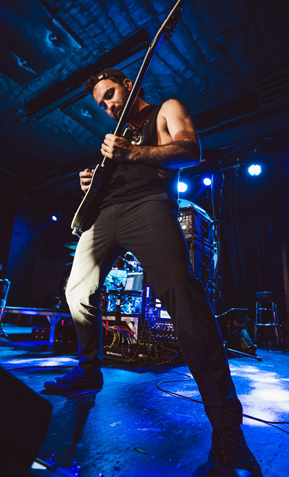 holdingspace_crotate-1-6_edited.jpg