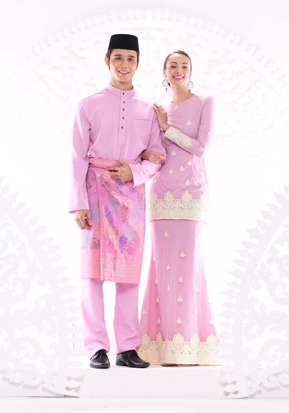 Thumbnail: Raya Couple Set