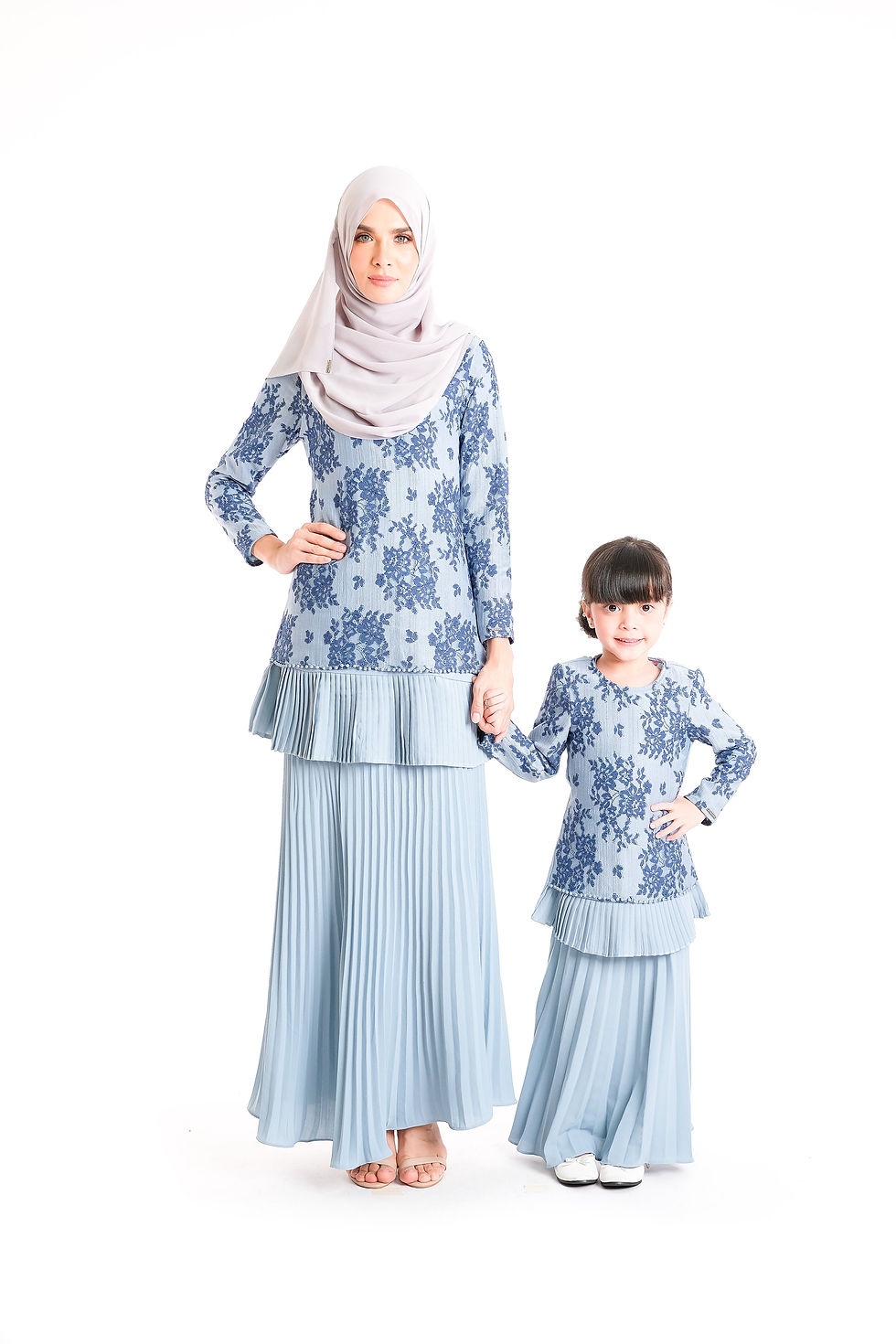 Thumbnail: Mother Daughter Raya Outfit