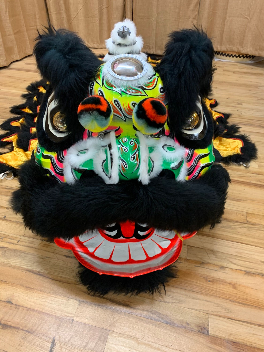 Modern Futsan - Yellow / Black - Size 2