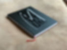 Buch Porsche Momentum mit einzigartiger Hybrid-Hardcover Bindung