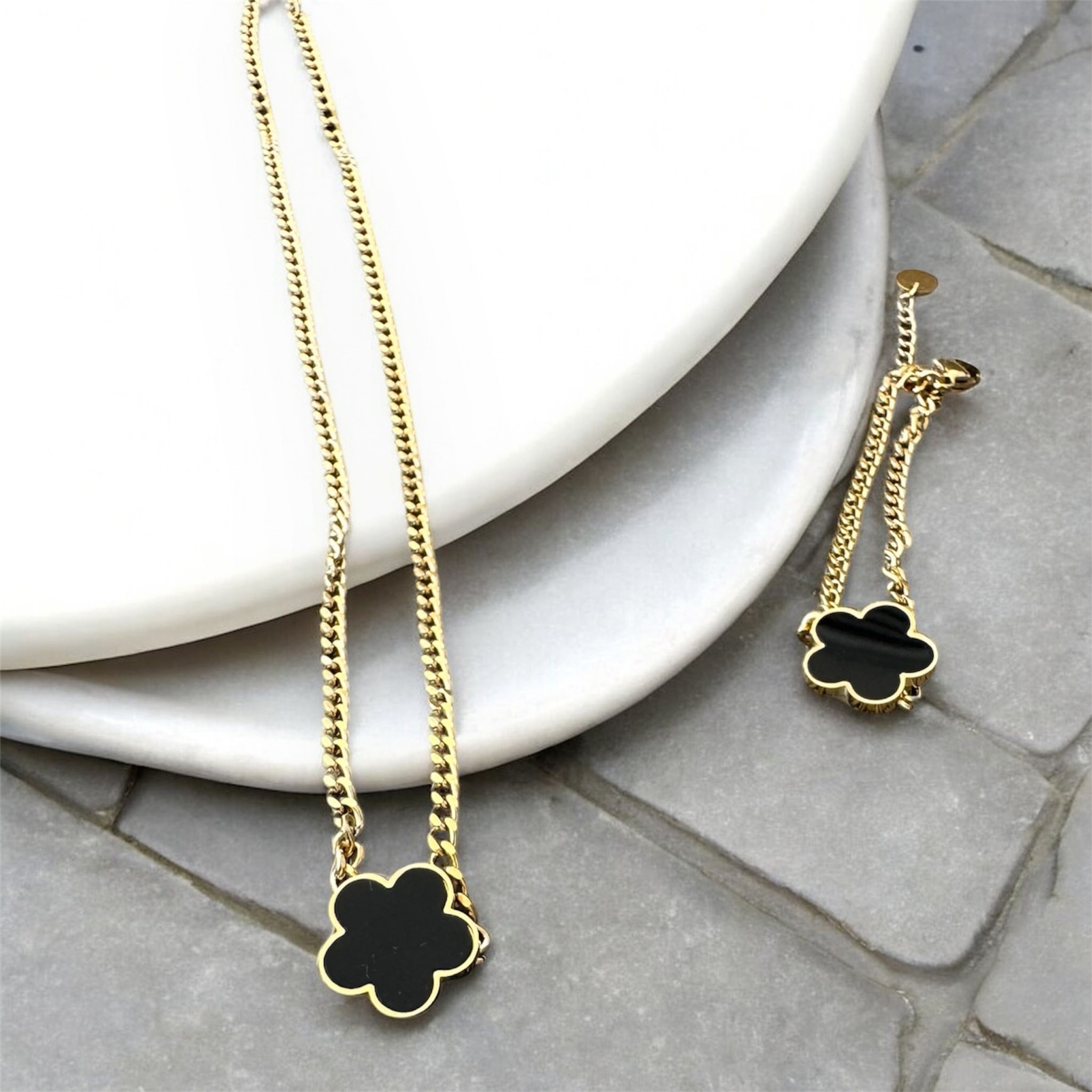 AVA / COLLIER ET BRACELET