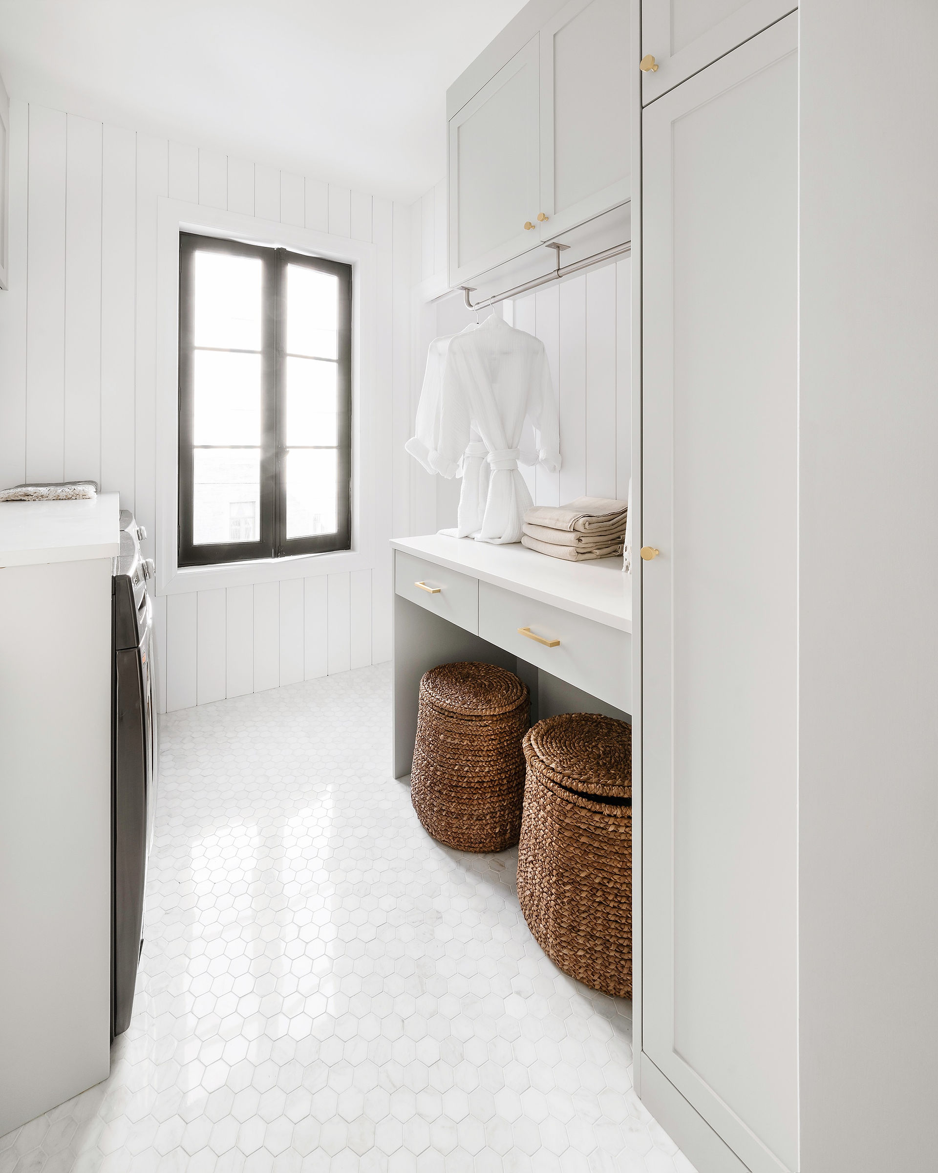 warm modern design, laundry room design, interior design canada, 