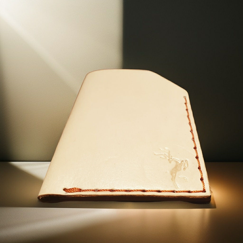 Minimalistyczny portfel, etui na karty. Prawdziwa skóra 100%.  Całkowicie ręcznie wykonany w 100%.