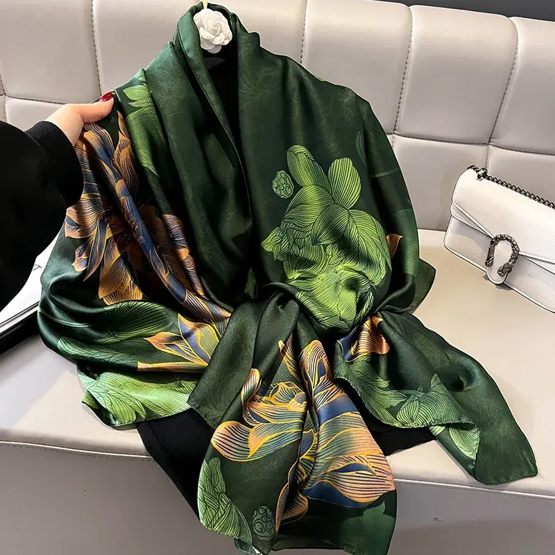 Thumbnail: Stylish Flower Print Beach Scarf