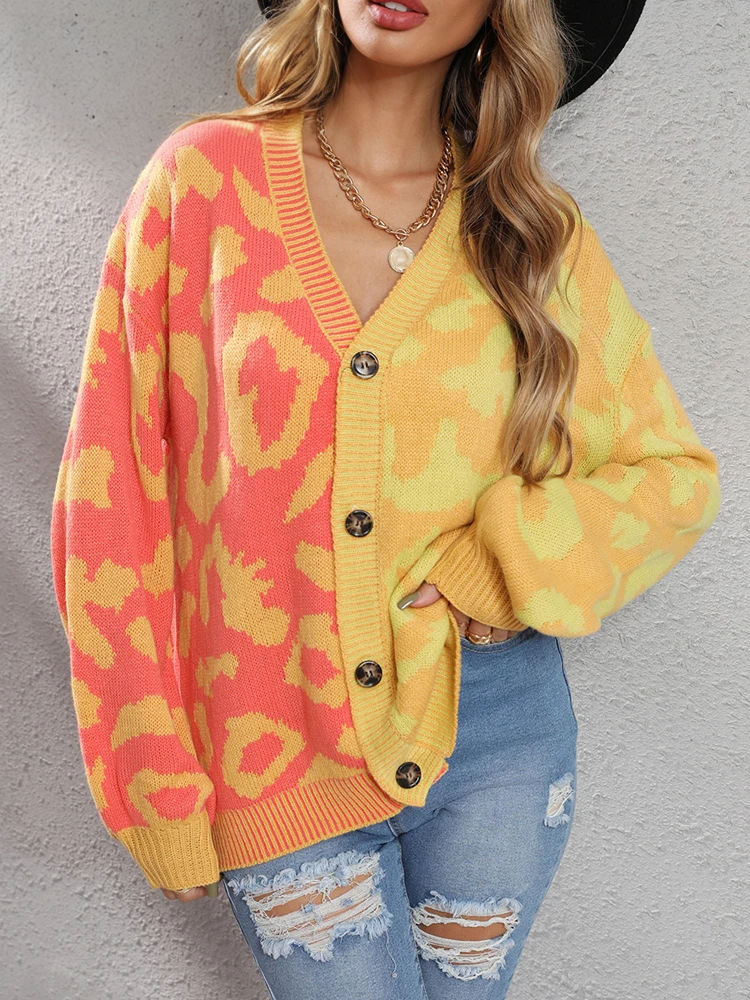 Miniatura: Women's Knitted Leopard Print Cardigan