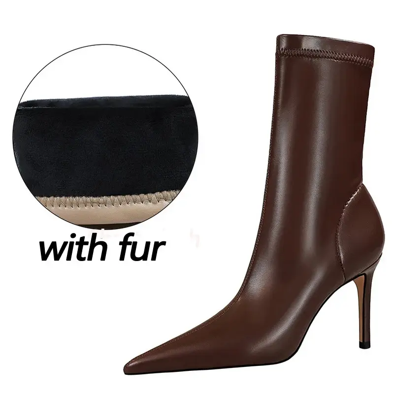 Miniatura: Stylish Modern Leather Ankle Boots