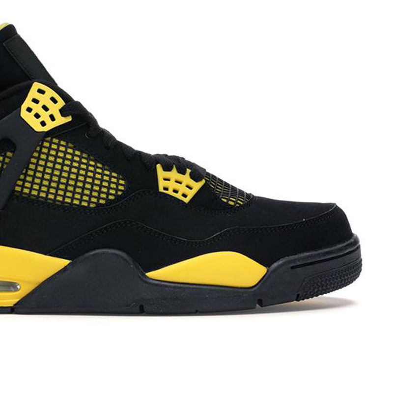 Miniature : Black and yellow Air Jordan 4 sneakers