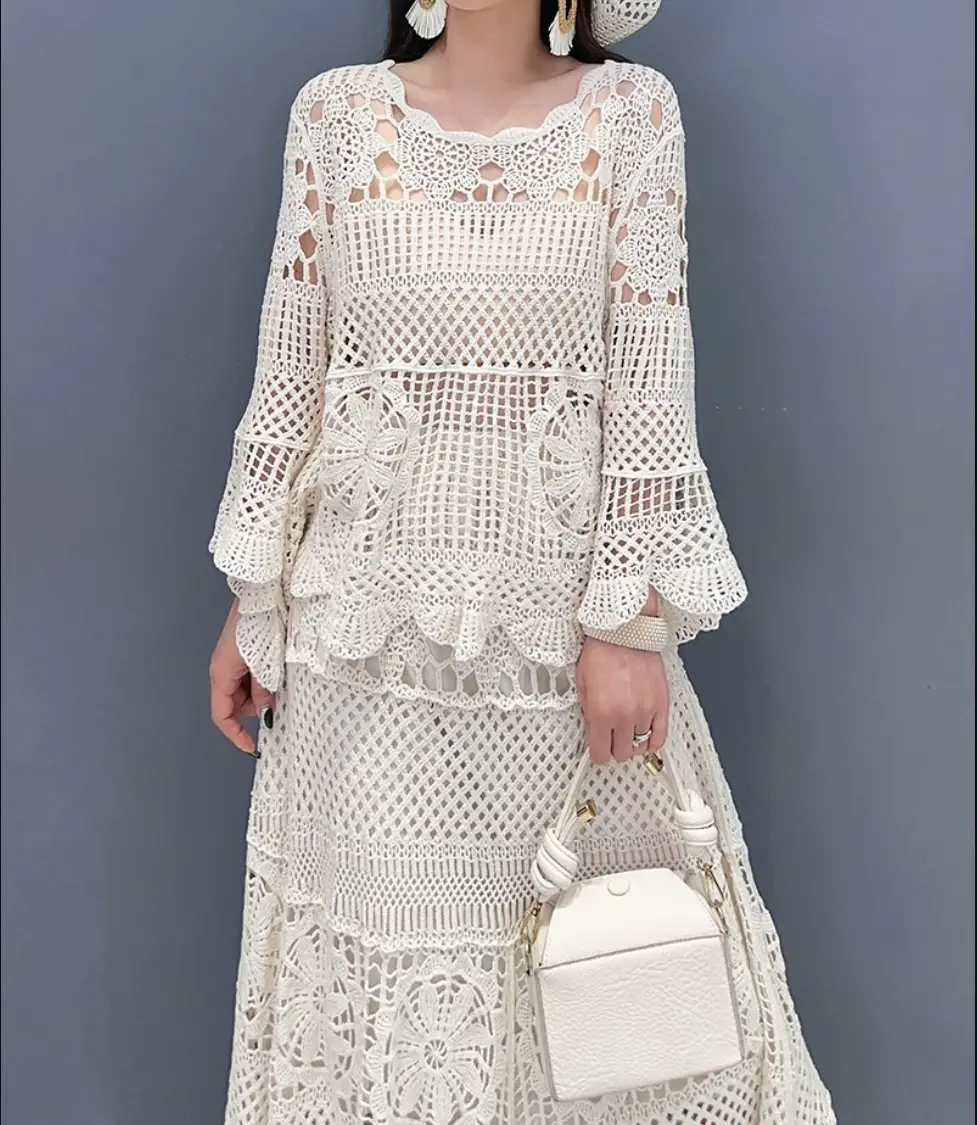 Miniature : Women's Woven Top & Skirt Outfit