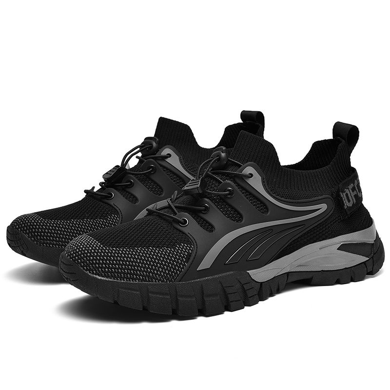 Miniatura: Black athletic shoes with gray accents