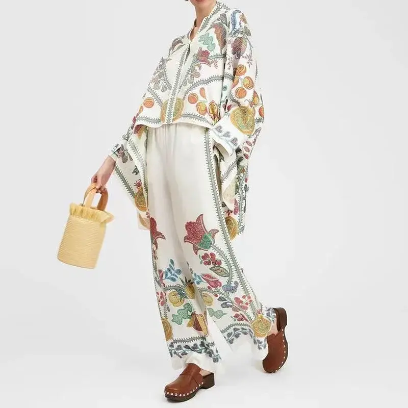 Miniatyrbilde: Floral print pantsuit, stylish pleated design