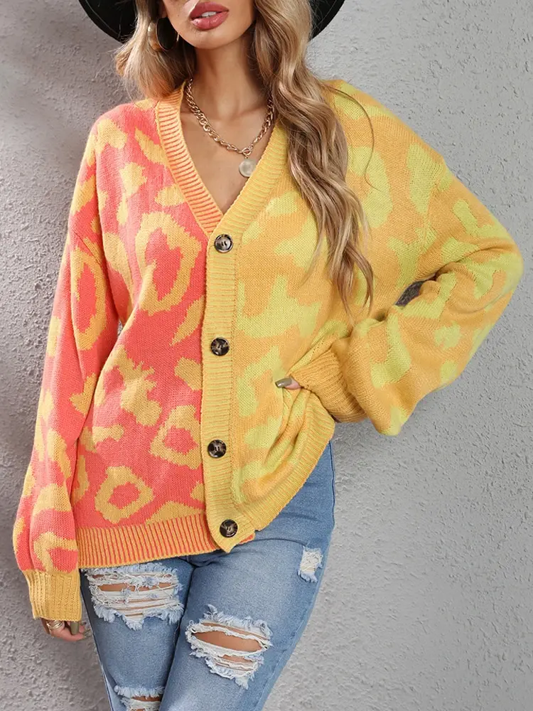 Miniatura: Women's Knitted Leopard Print Cardigan