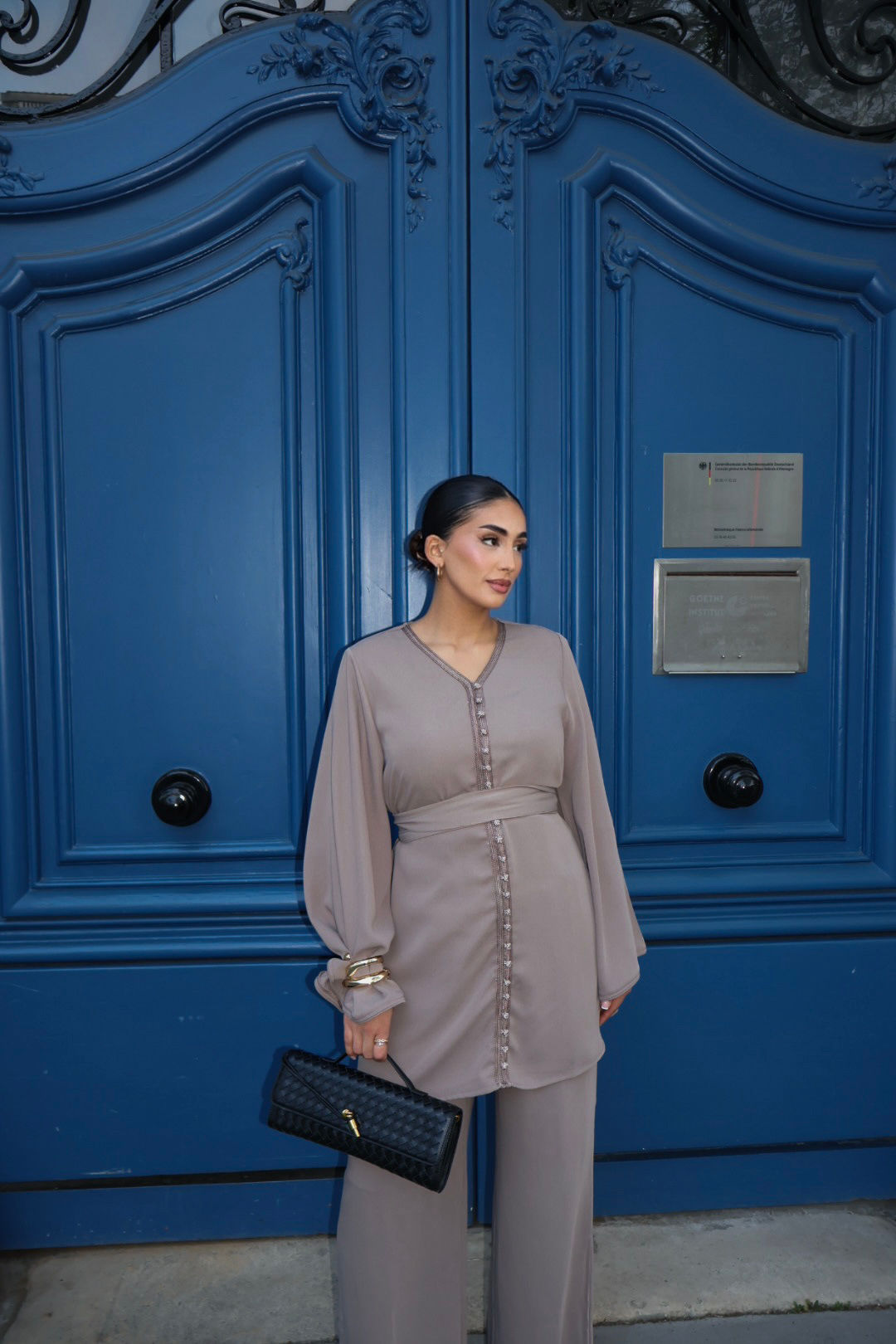 ENSEMBLE MUSE  [BROWN]