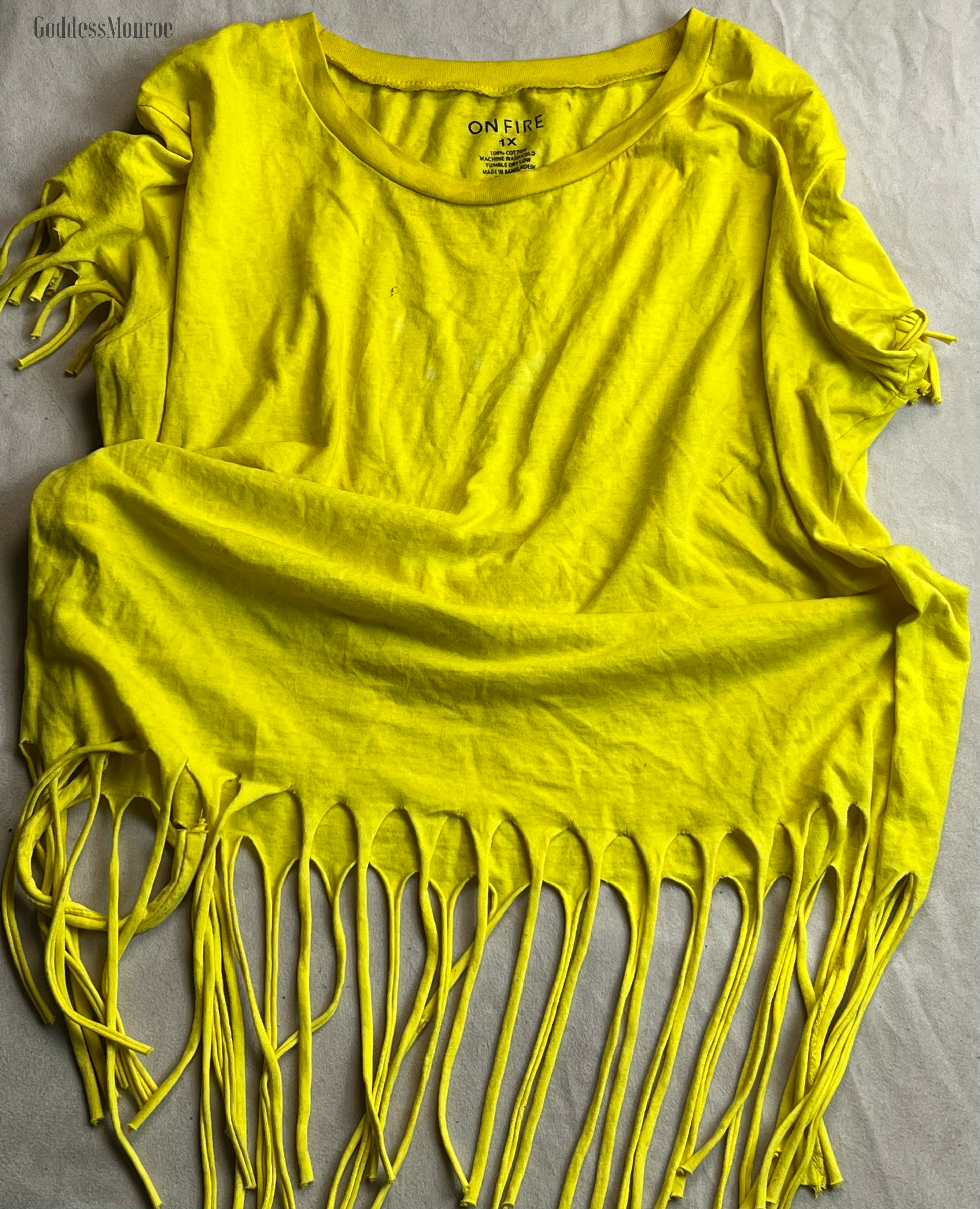 Musty yellow top