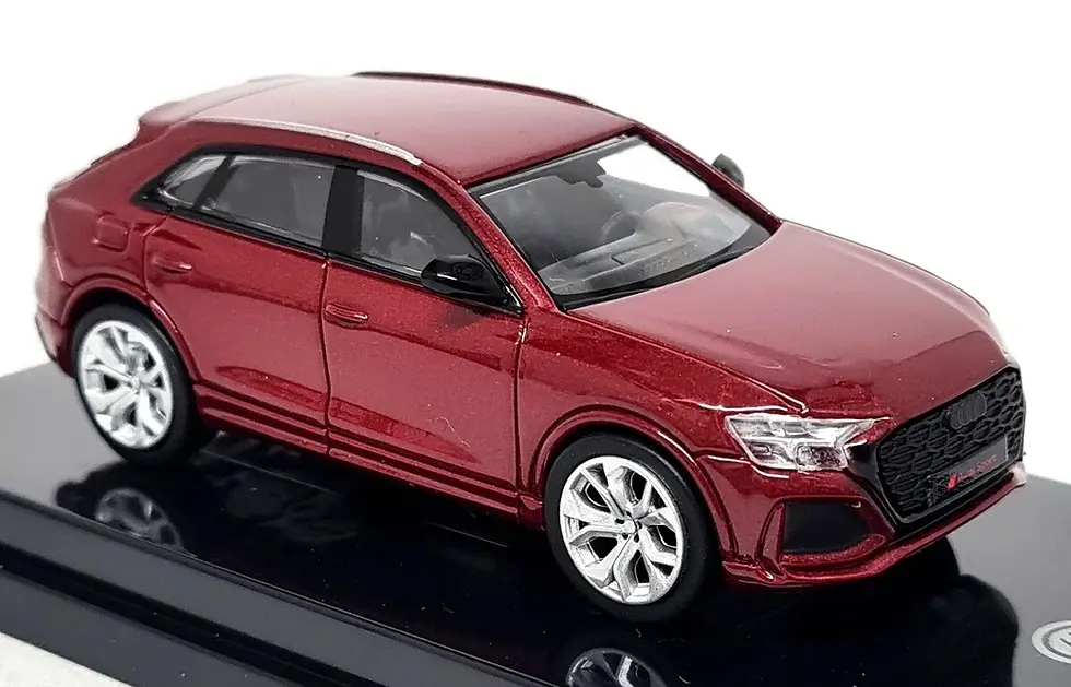Thumbnail: Audi RS Q8 - Matador Red Metallic - 2020