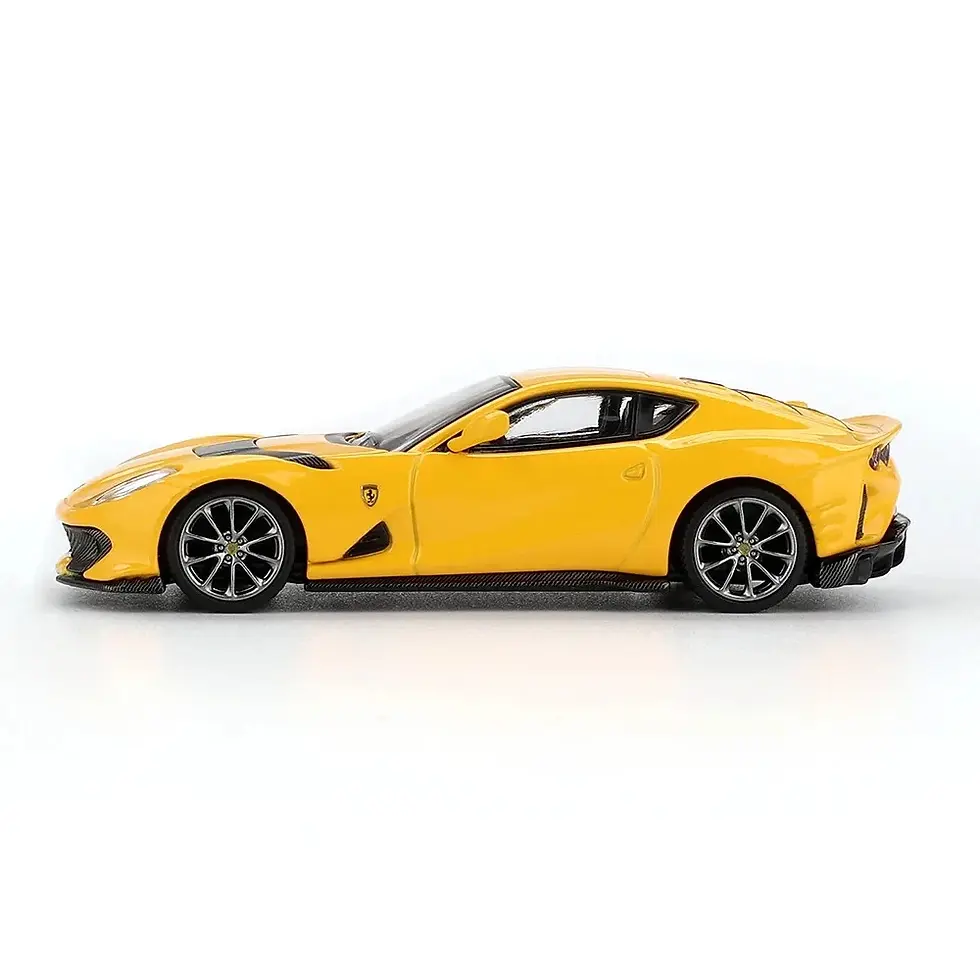 Thumbnail: Ferrari 812 Competizione - Giallo Modena Yellow - 2021