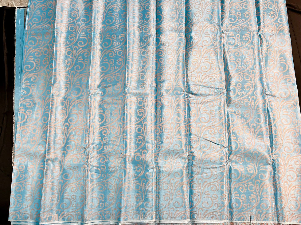 Thumbnail: Kanchi Tissue Borderless Saree