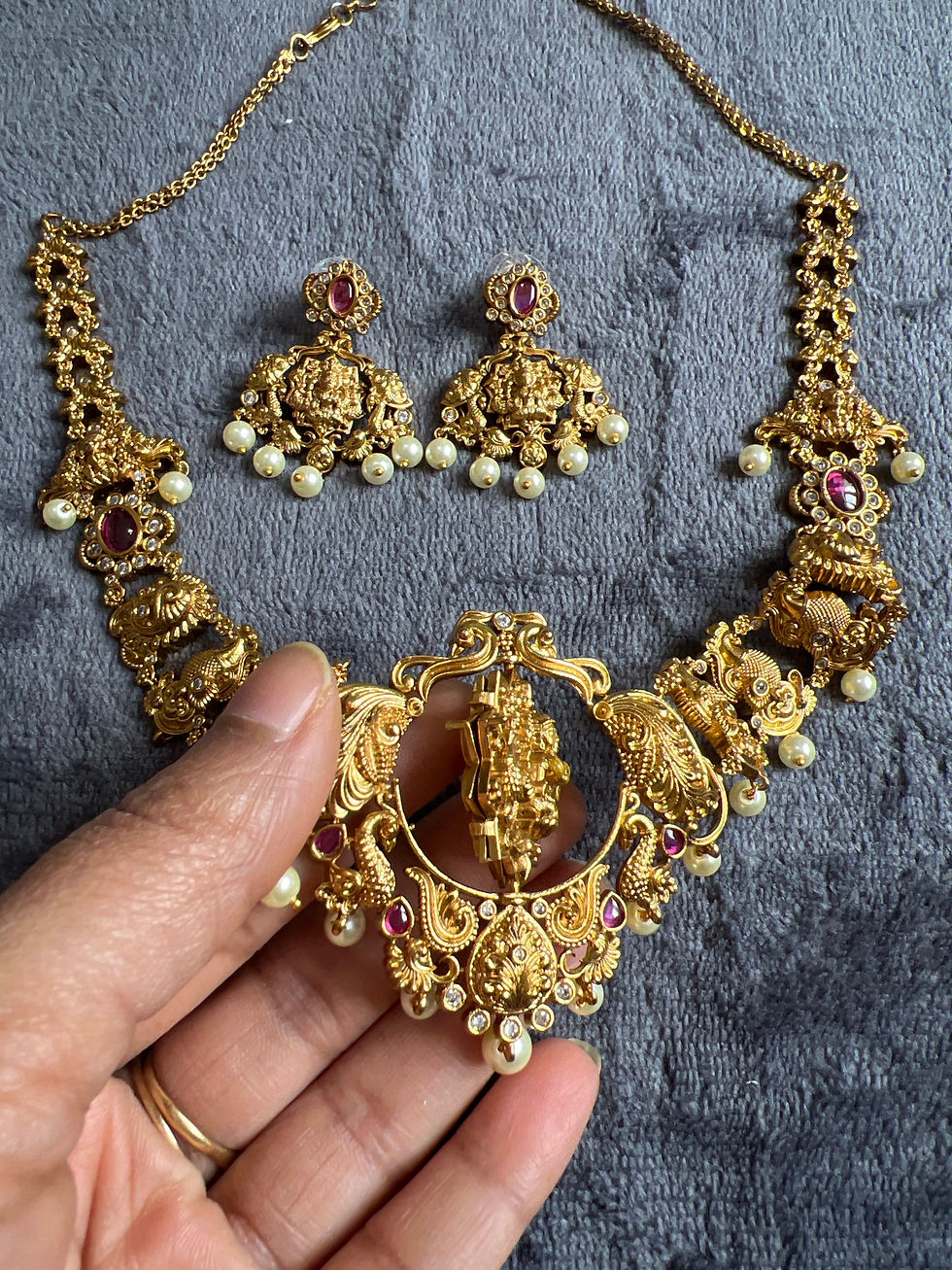 Thumbnail: Temple Necklace set with Rotating pendant & earrings 