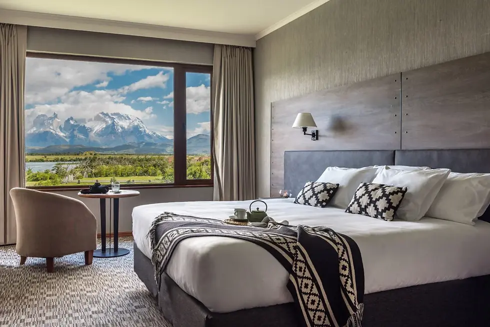 Torres-del-Paine-Hotel-Rio-Serrano-Superior-Room-1280x855.webp