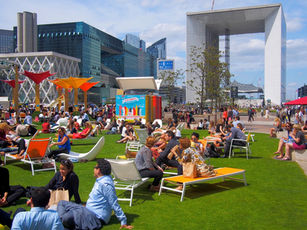 Illusion de farniente à La Défense