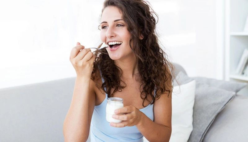 Thời điểm lý tưởng nhất để ăn sữa chua là sau khi ăn