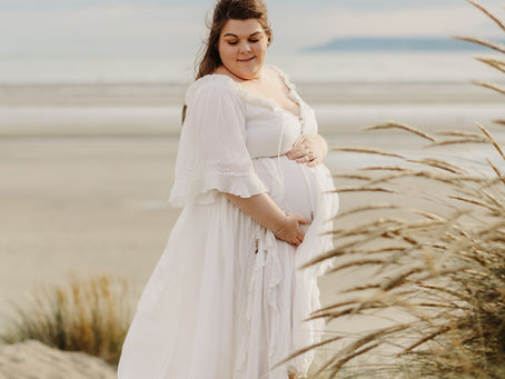 West Wittering beach bump/maternity shoot in Hampshire & Dorset.