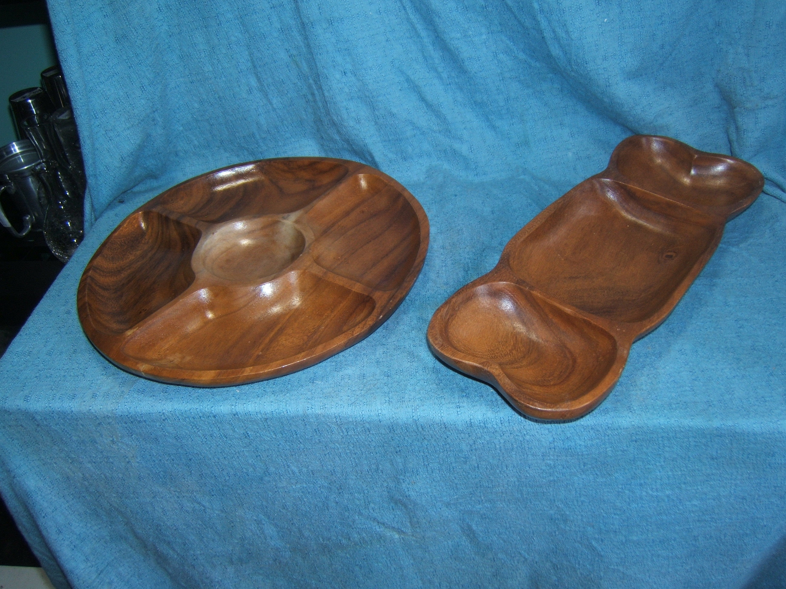 2pc. Wooden Servers