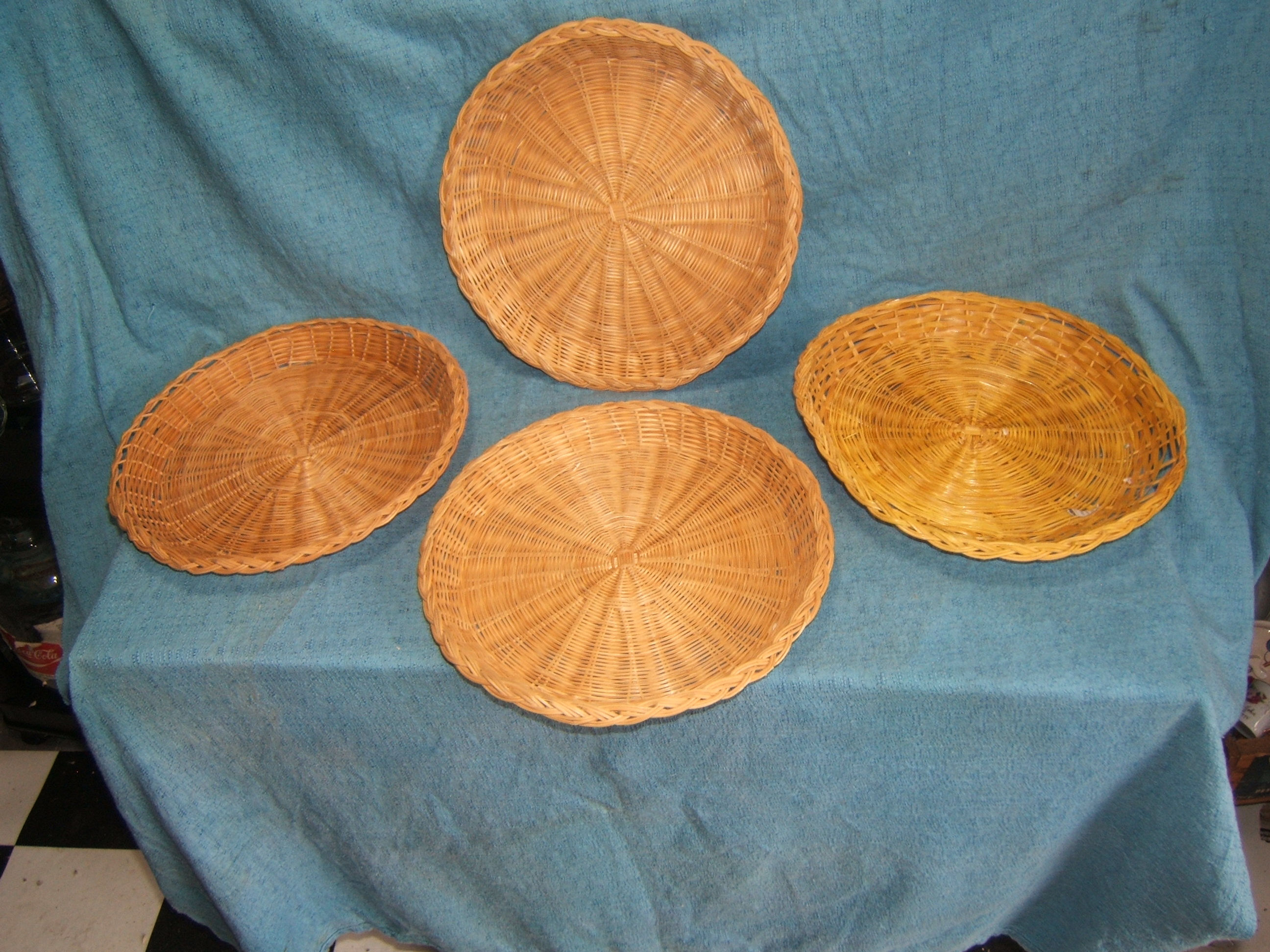 4 pc. Pie Shaped Baskets