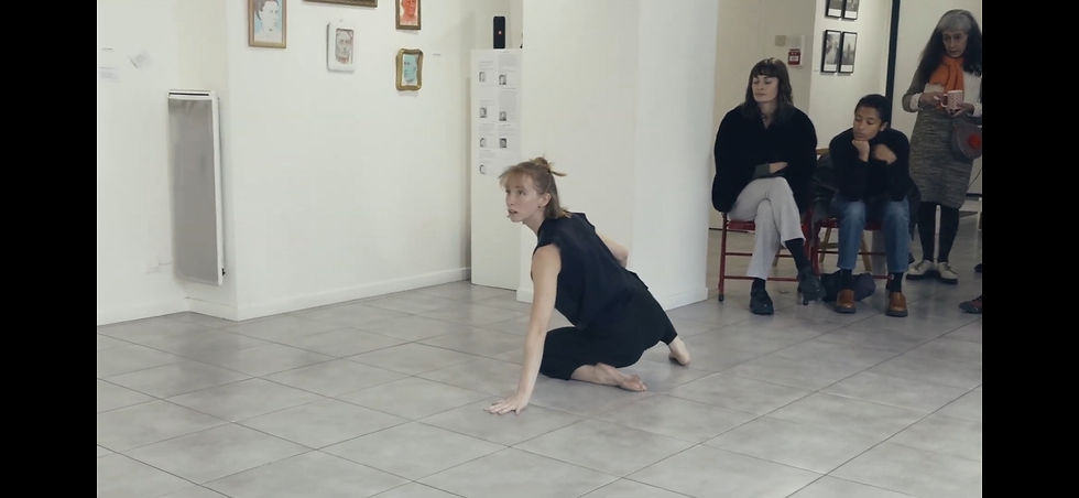 Un désir incertain - Chorégraphie : Odile Cougoule / Danseuse : Lisa Civico