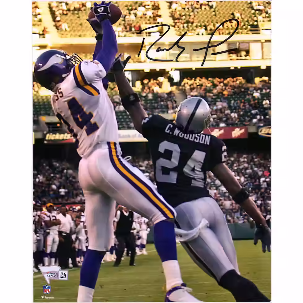 Thumbnail: Randy Moss Autograph Signing