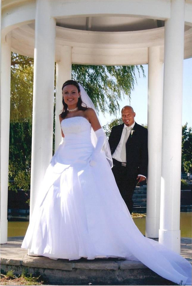 300440_260292987348983_731072737_n