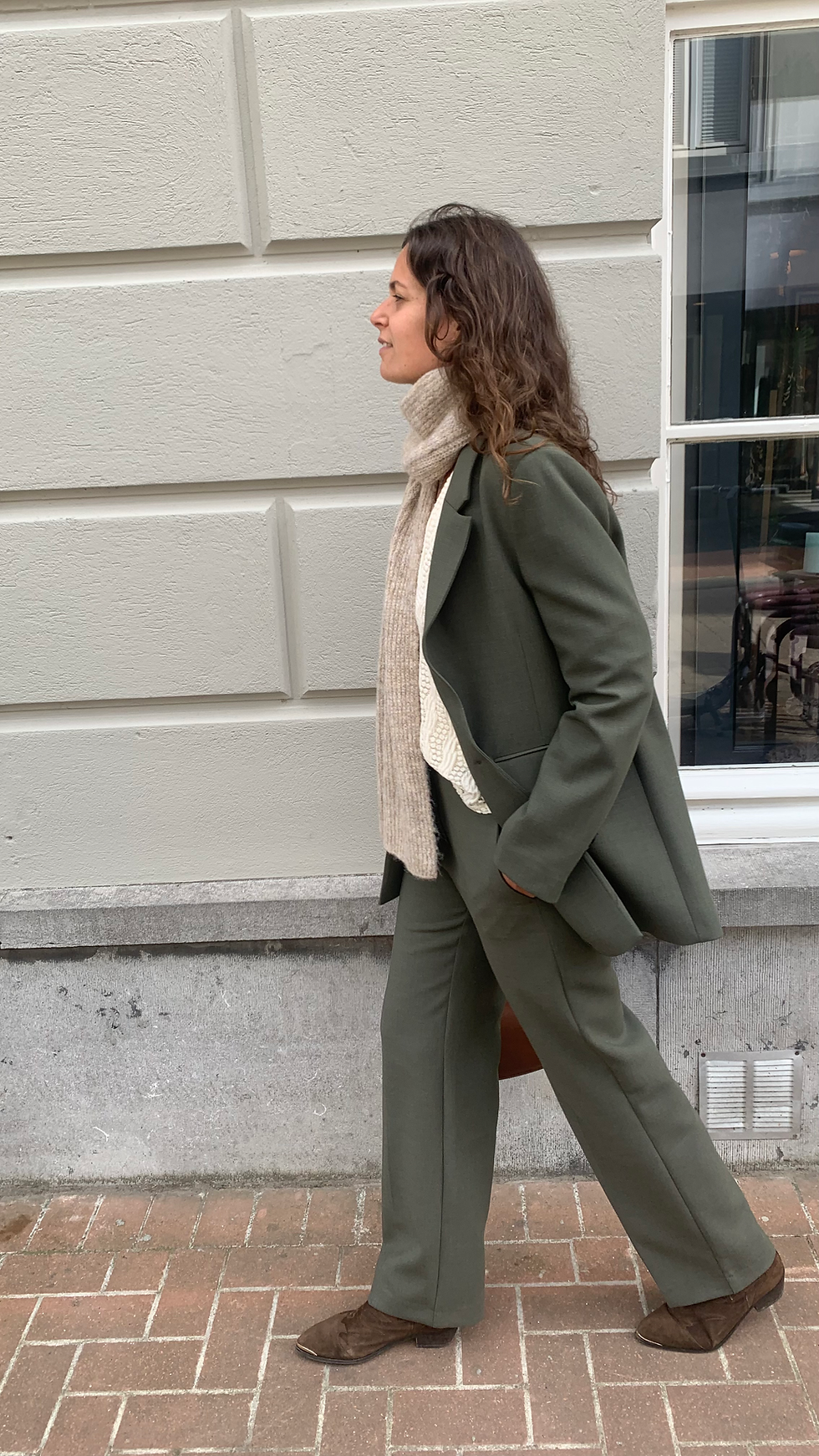 Thumbnail: Broek wijd olijf gekleed van Selected Femme
