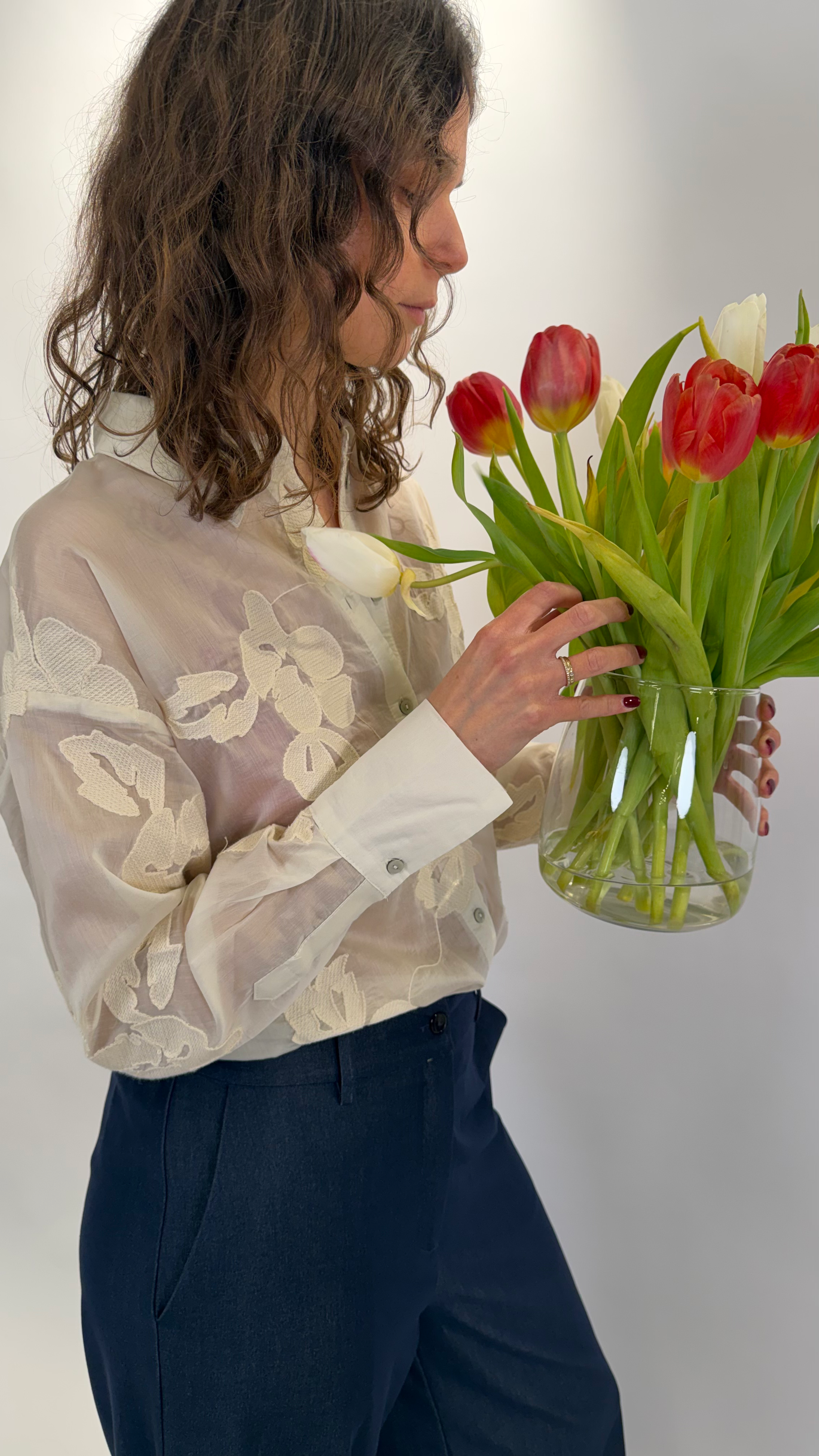 Bloesje met bloem broderie van Vila
