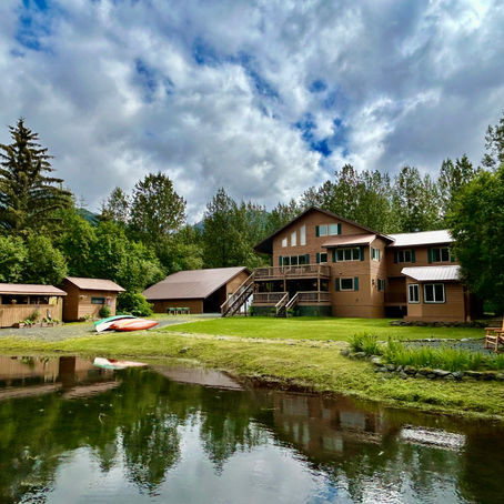 From Memorable to Unforgettable: Your Stay in Seward, Alaska 