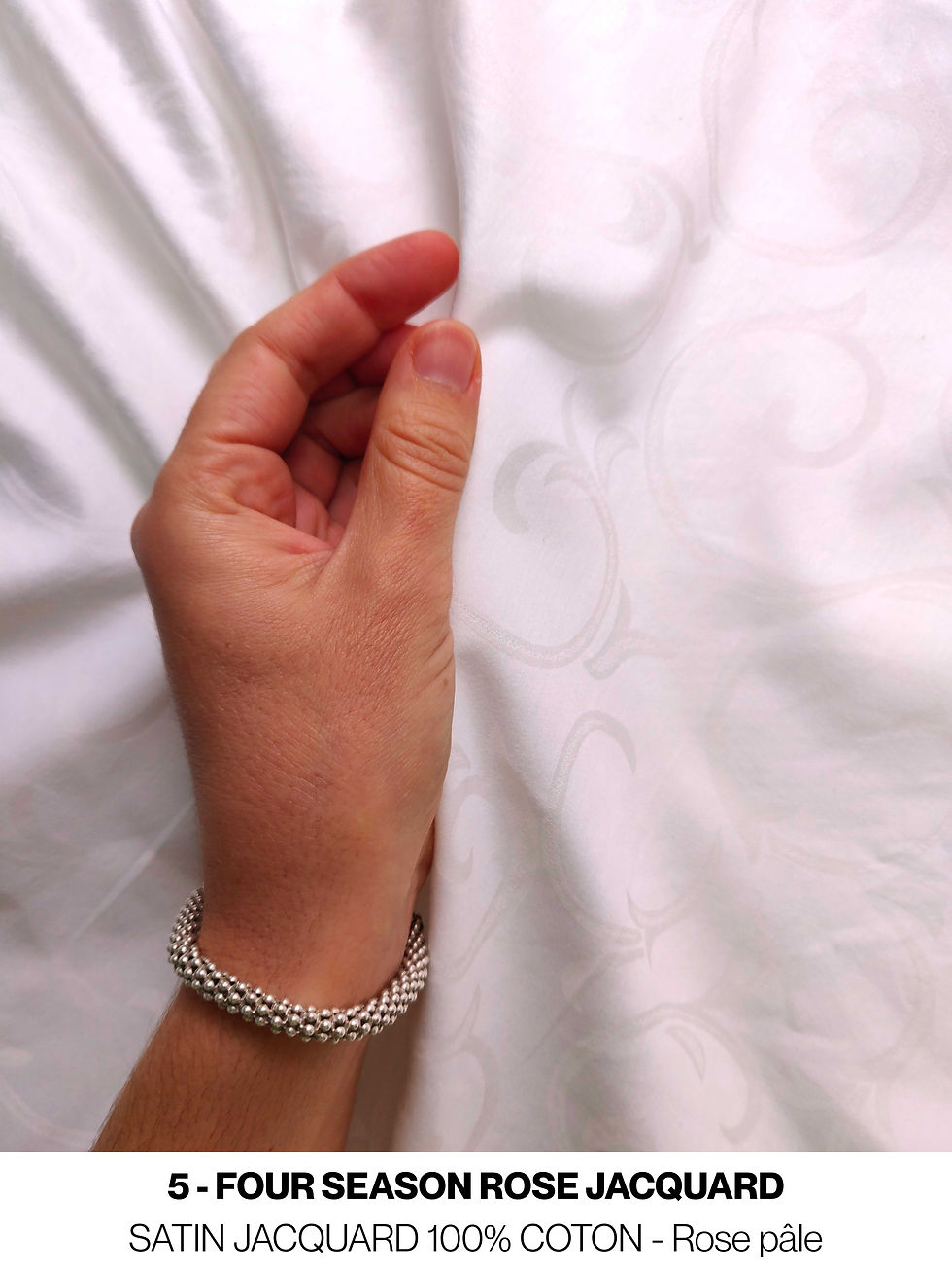 Thumbnail: BOX upcycling DIY Pyjamour X Revisité / Le masque de nuit