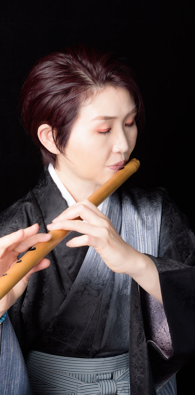 御子田 竹水　篠笛 獅子田 竹渓 塗 本重 白（黒ビ巻） - 獅子田流 篠笛「大塚竹管楽器」