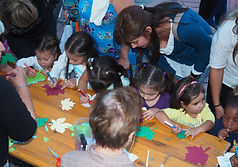 festipaz stand hojas.JPG