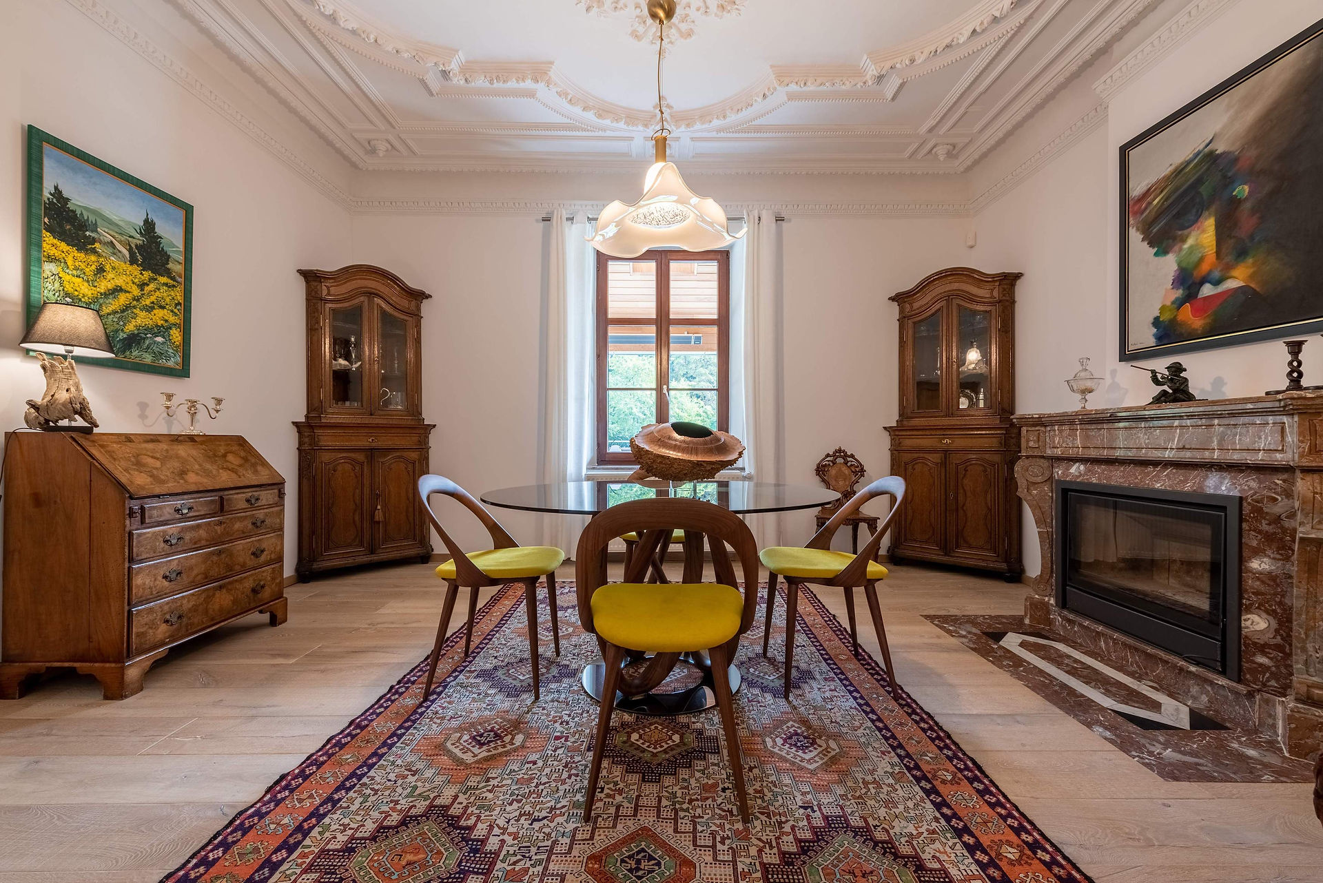 Salon design chaleureux