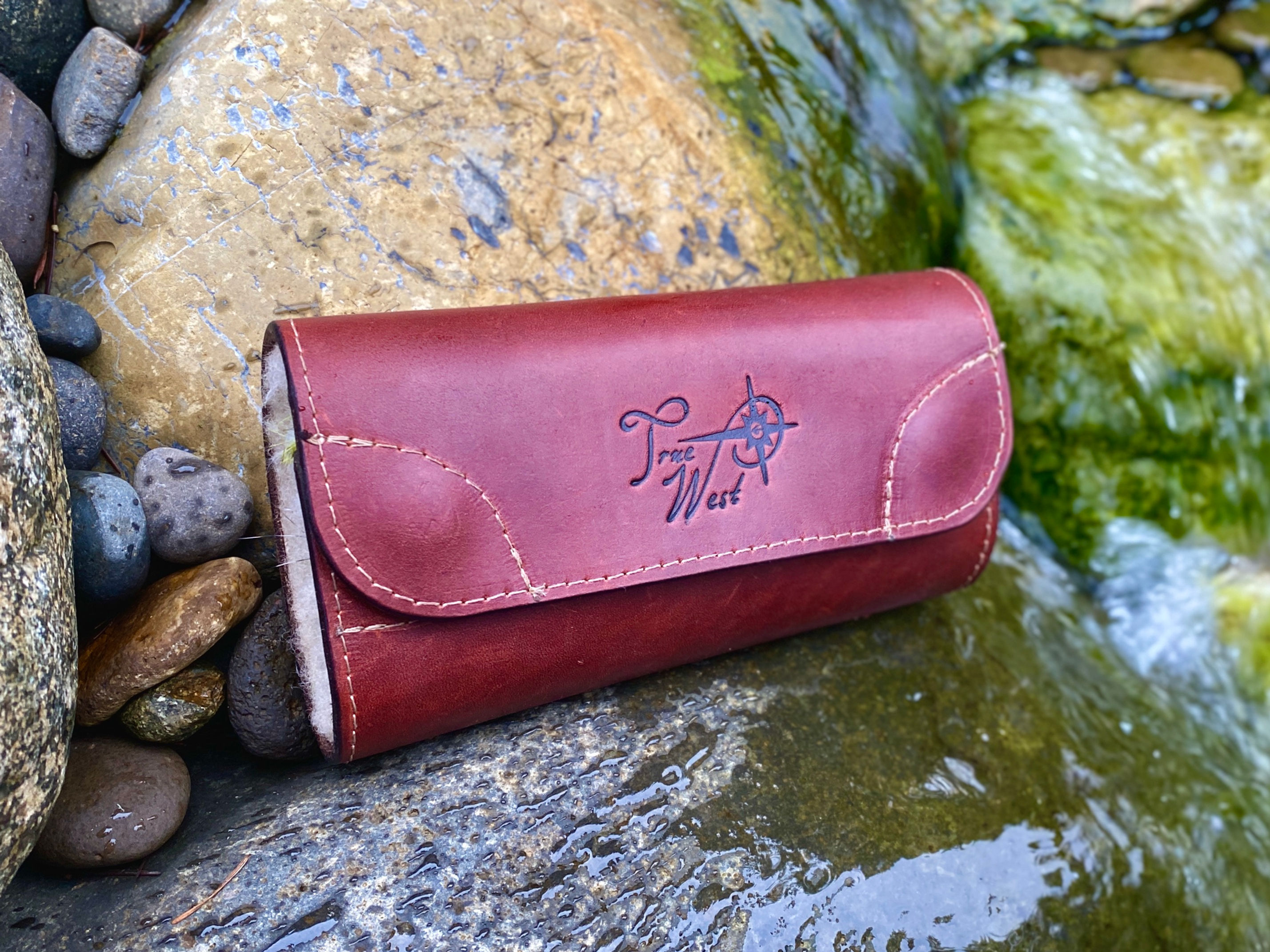 Streamer Fly Wallet