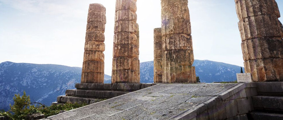 ApolloTempleDelphi.jpeg