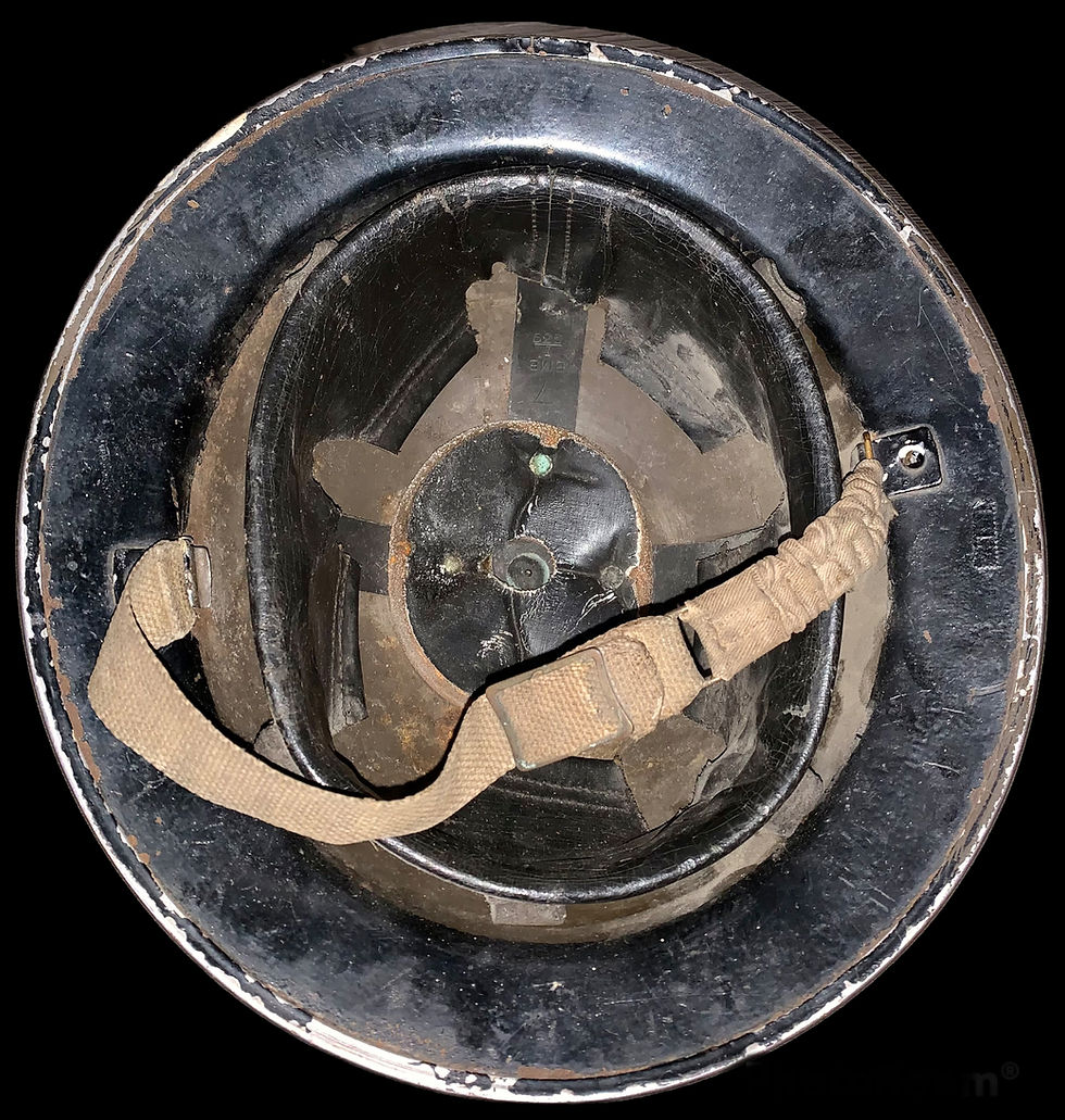 Thumbnail: ARP Divisional/District Wardens helmet.
