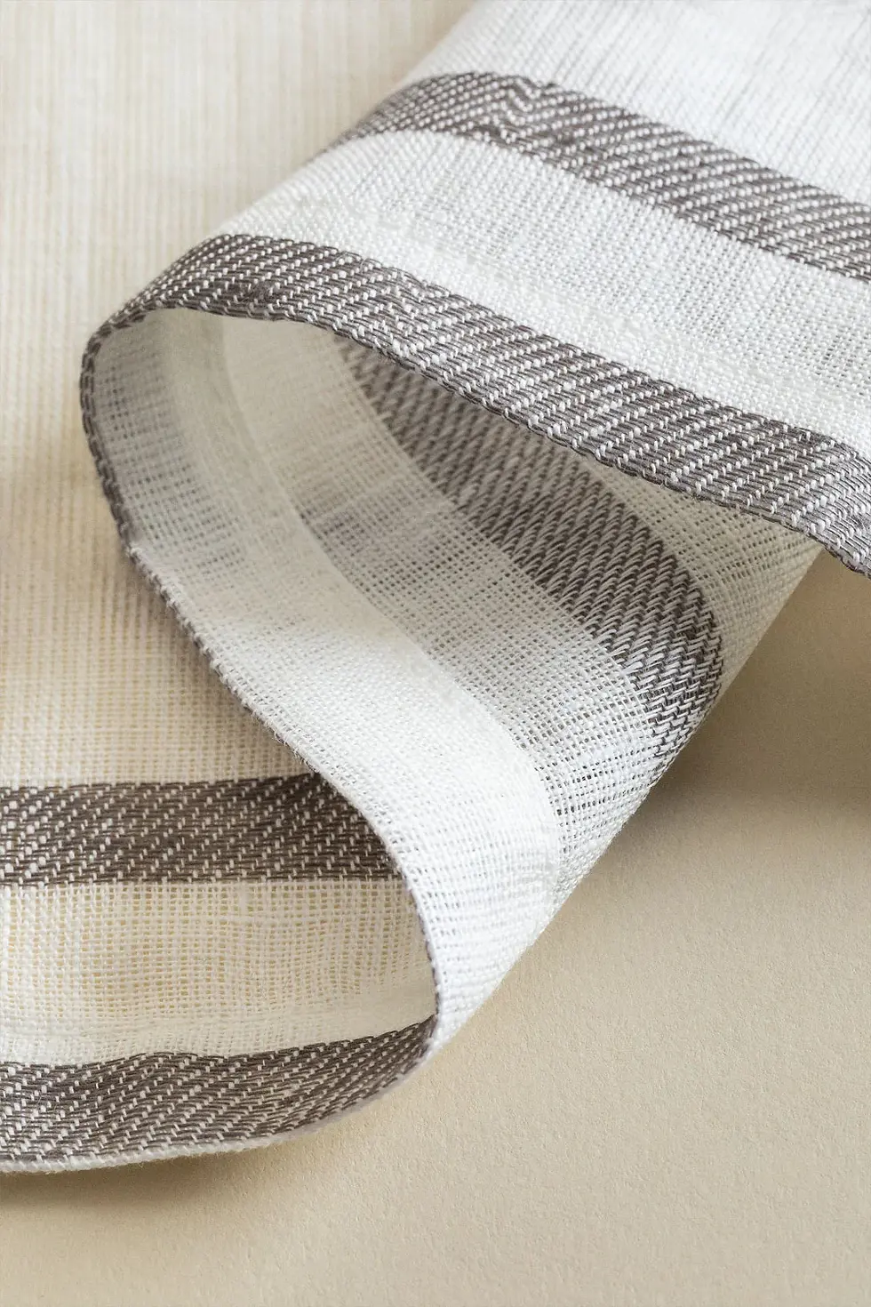 Miniature : Lot de 2 serviettes en lin - ISABELLA - Blanc, gris