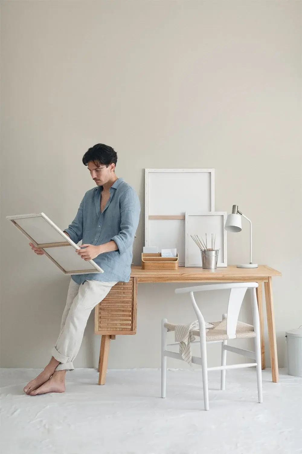 bureau en bois de Mindi