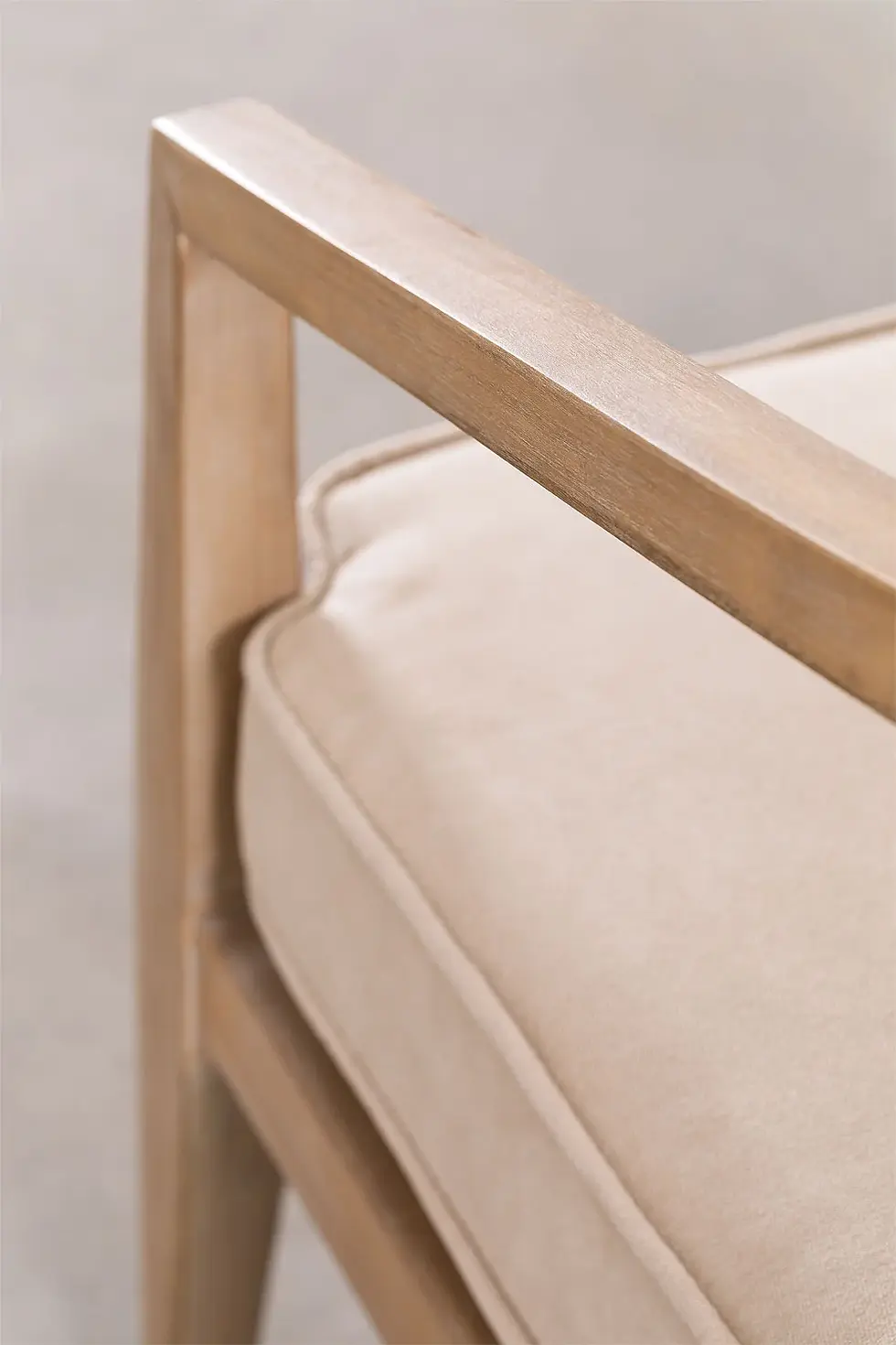 Miniature : Fauteuil en bouleau avec dossier en cannage