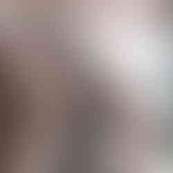 couvre lit en velours rose et drap rose clair