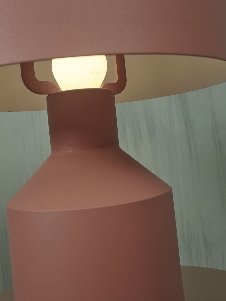Miniature : lampe de table en fer modèle porto couleur terracotta